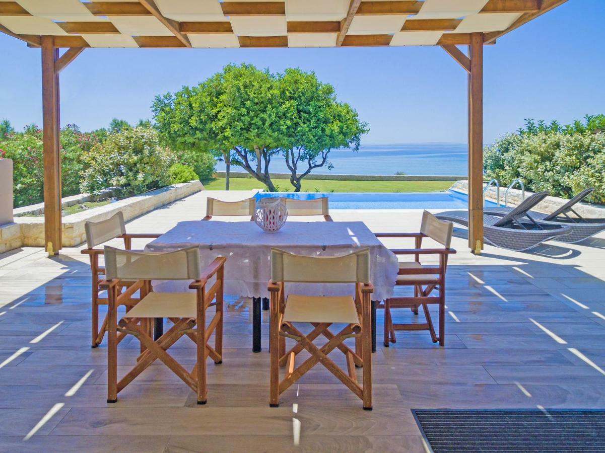 Mary Beach Rodakino Exterior photo